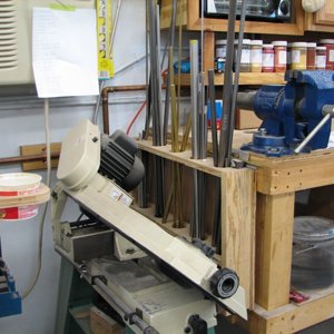 Metal cutting bandsaw