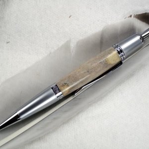 Shortened Sierra Click Pen in Deer Antler