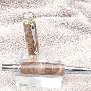 Majestic Jr Rollerball Maple Burl 2a.jpg