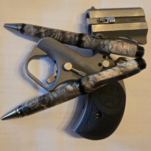 Pen  Buckeye Burl paired with a Cigar componet #1.jpg