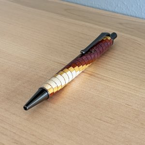 Oscillating Segmented Pen