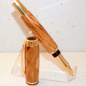 Almond Pen