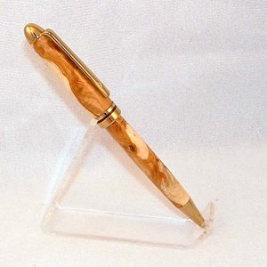 Lilac pen