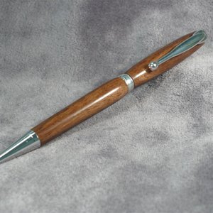 Pen 6