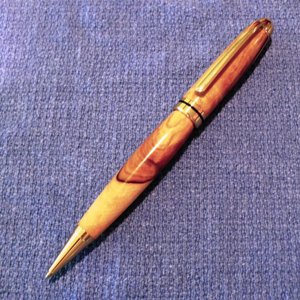 Pen 13 - Maple Burl
