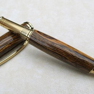 Bocote Jr.Gent Ti-Gold