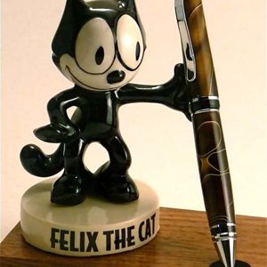 Felix and Cigar pen