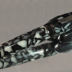Moon-glo Black Ti cigar