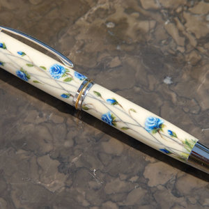 Collaborative pen with Dawn (Pr_Princess)