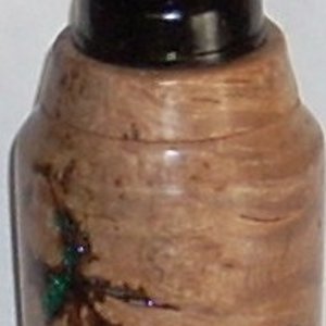 small pet urn