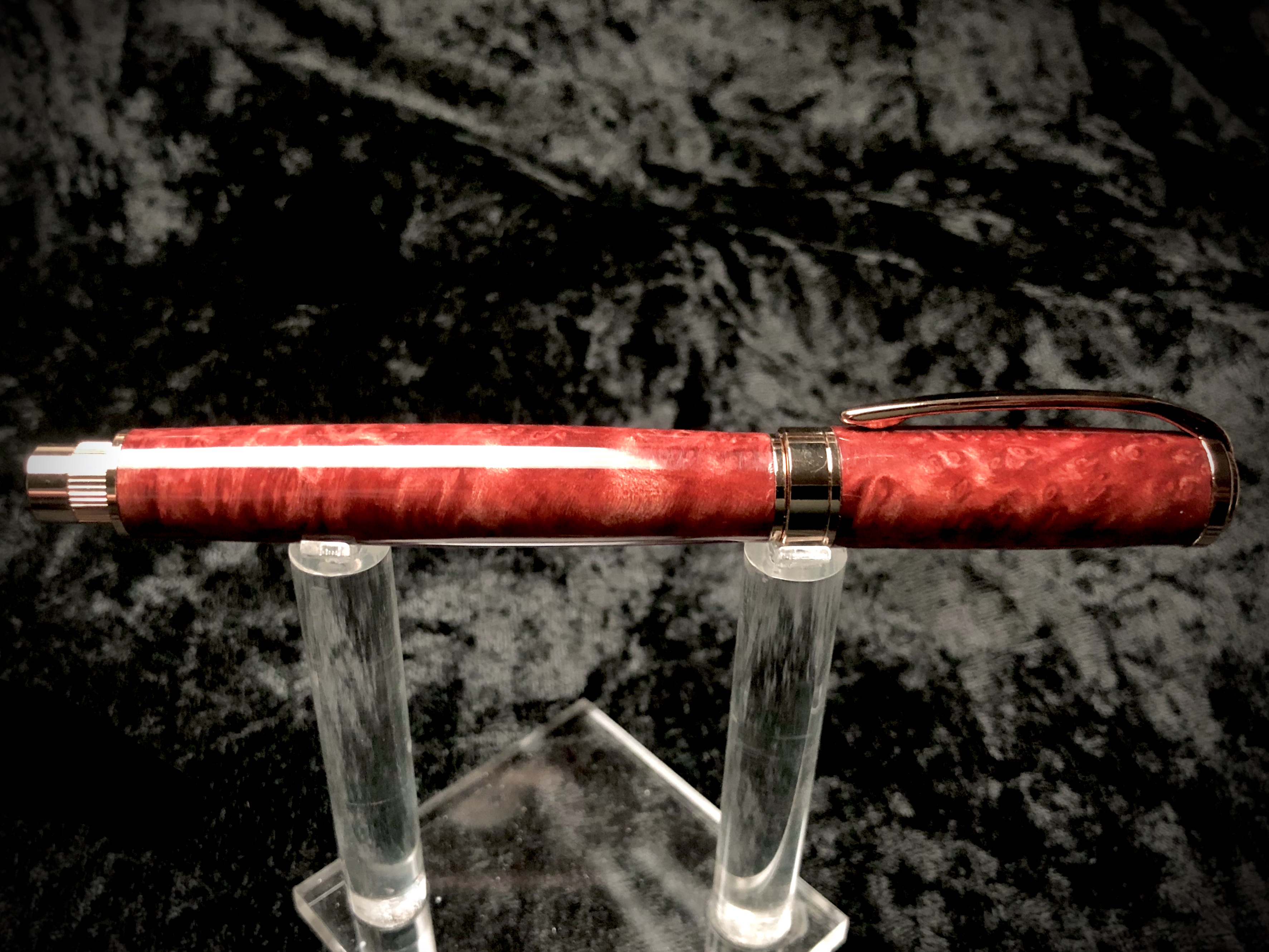 “Exhibition-grade” Stabilized Redwood Lace burl on Graduate magnetic pen kit