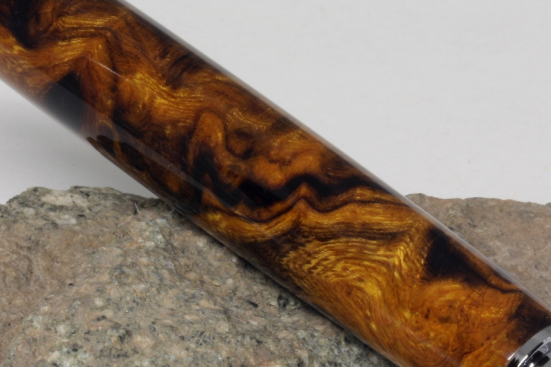 071: Desert Ironwood Burl - chrome zen rollerball