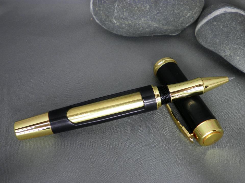 22ct gold & black aluminium