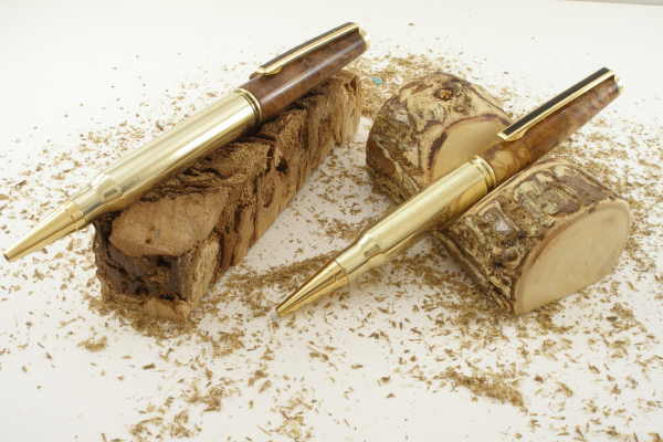 A pair of casing pens.