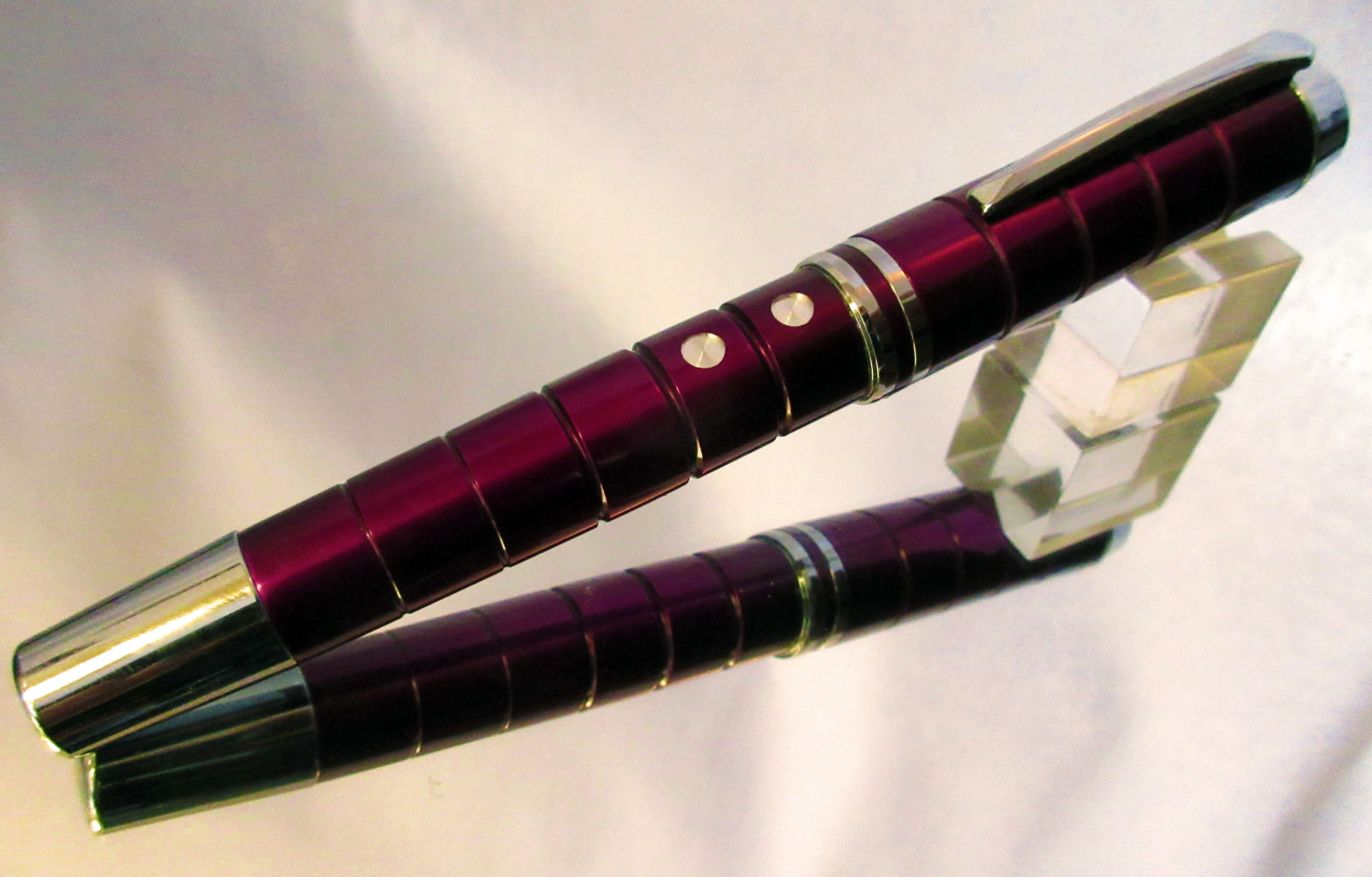 A purple fountain pen crafted from aluminium