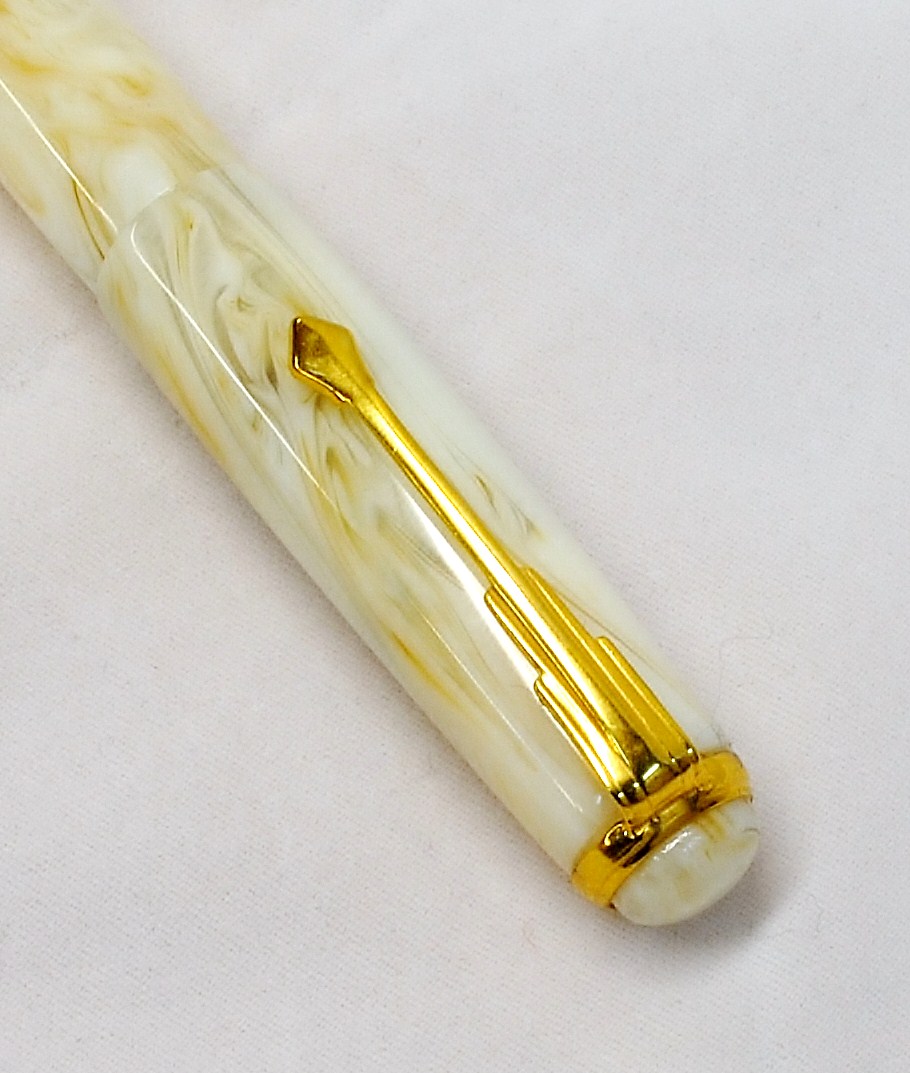 Alabaster Italian Resin on Kitlless