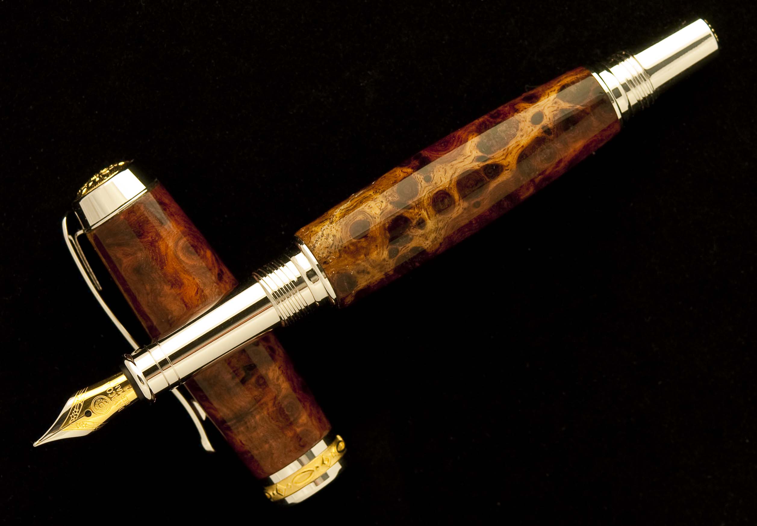 Amboyna Burl with Sapwood on Jr. Statesman