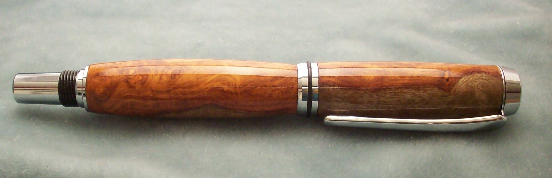 Amboyna fountain pen