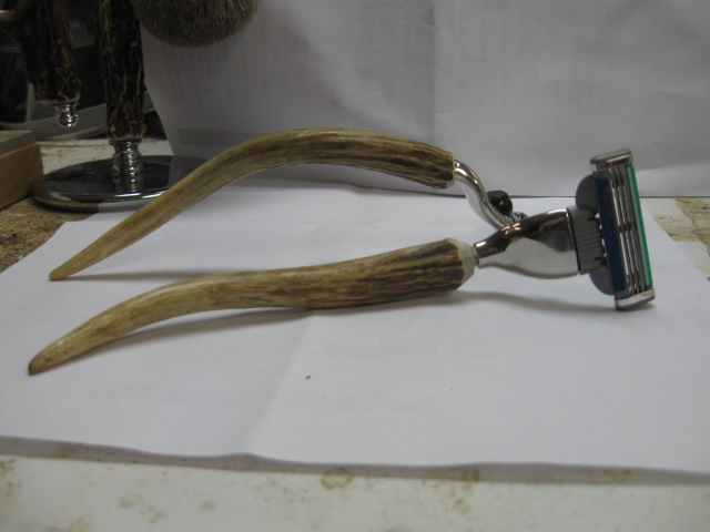 antler razor