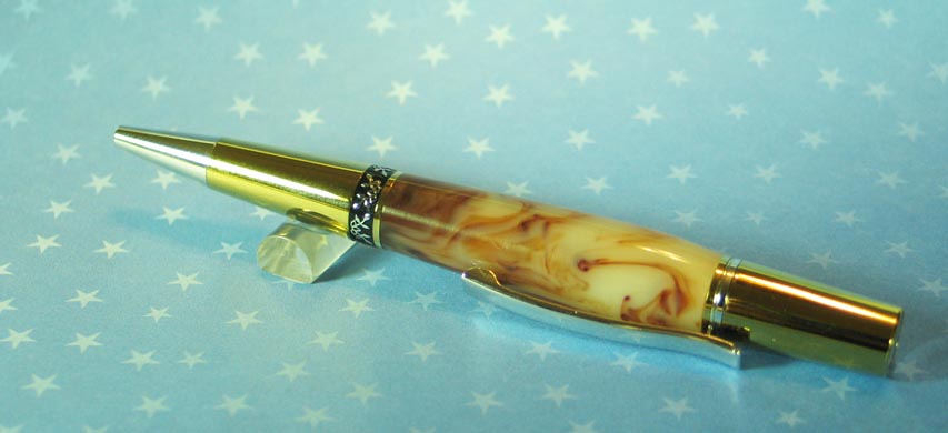 Bakelite - Carmel Swirl -  Elegant Beauty