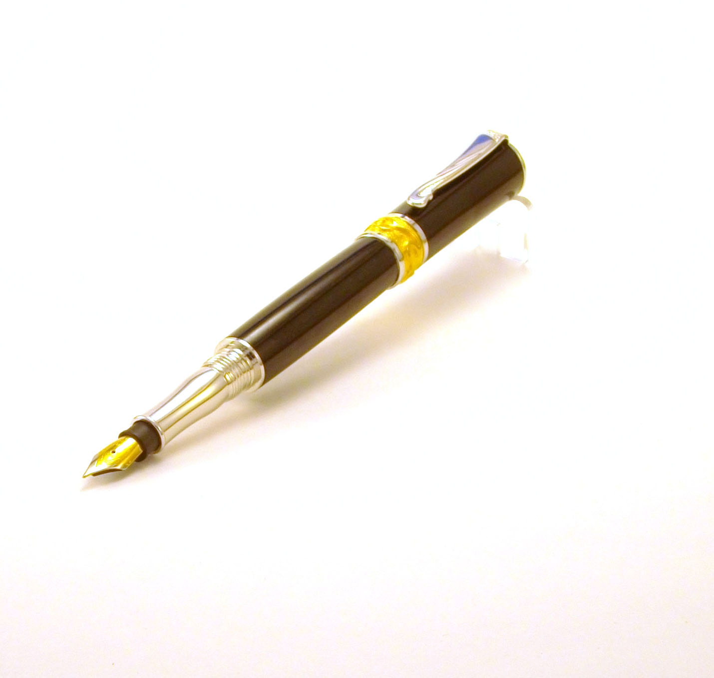 Bakelite Deep Black Fountain Pen