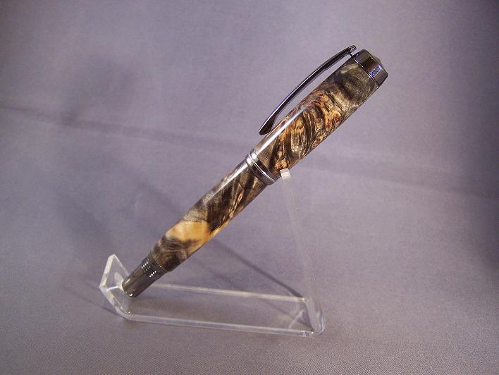 Black Titanium Jr Gent Fountain pen with Buckeye Burl