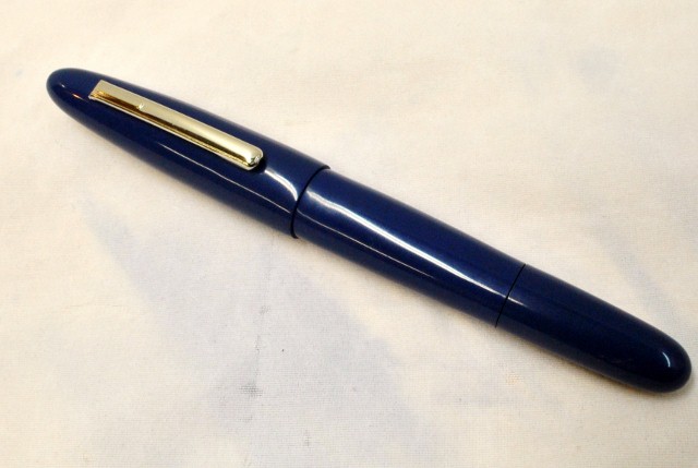 Blue Hard Rubber Bulb Filler