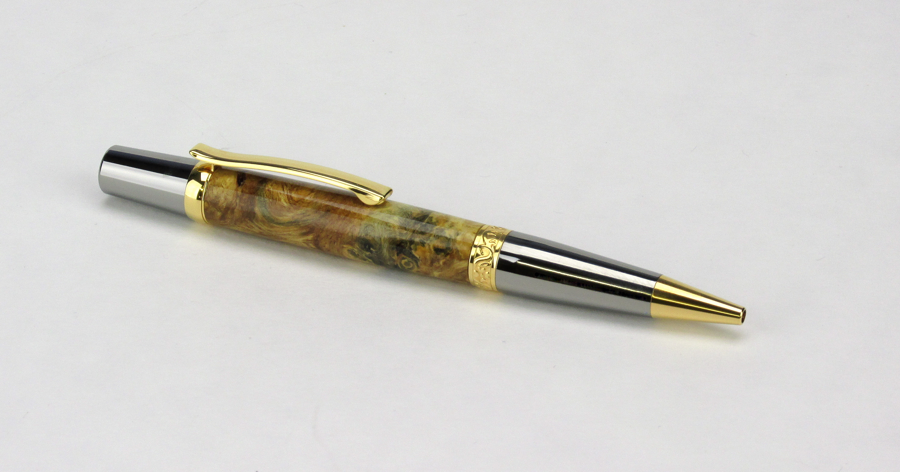 Buckeye Burl on Elegant Sierra