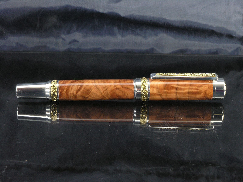 Canadiana & red mallee