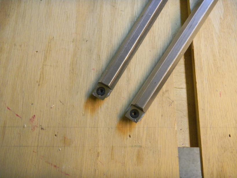 Carbide turning tool tips