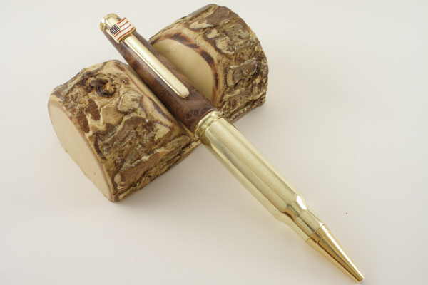 Casing pen with flag clip