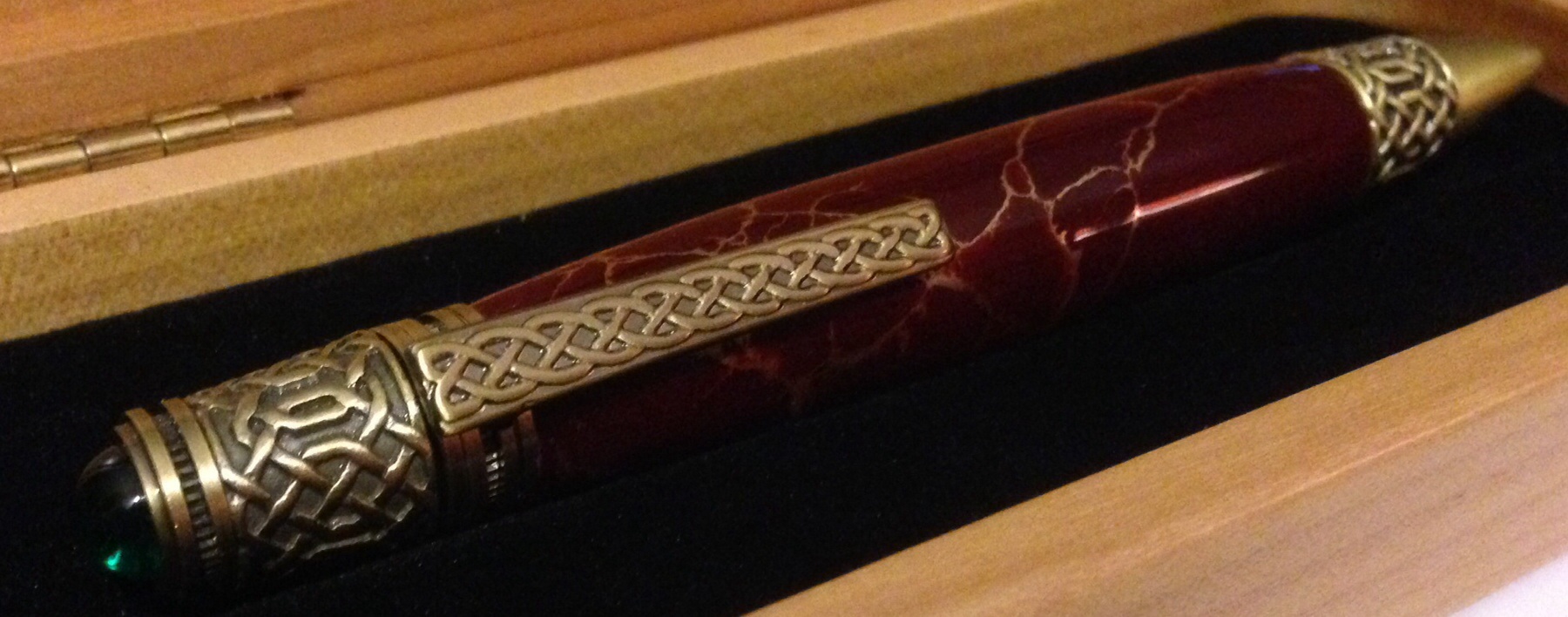 Celtic twist pen Antique brass in Tru-Stone Maroon Gold Matrix