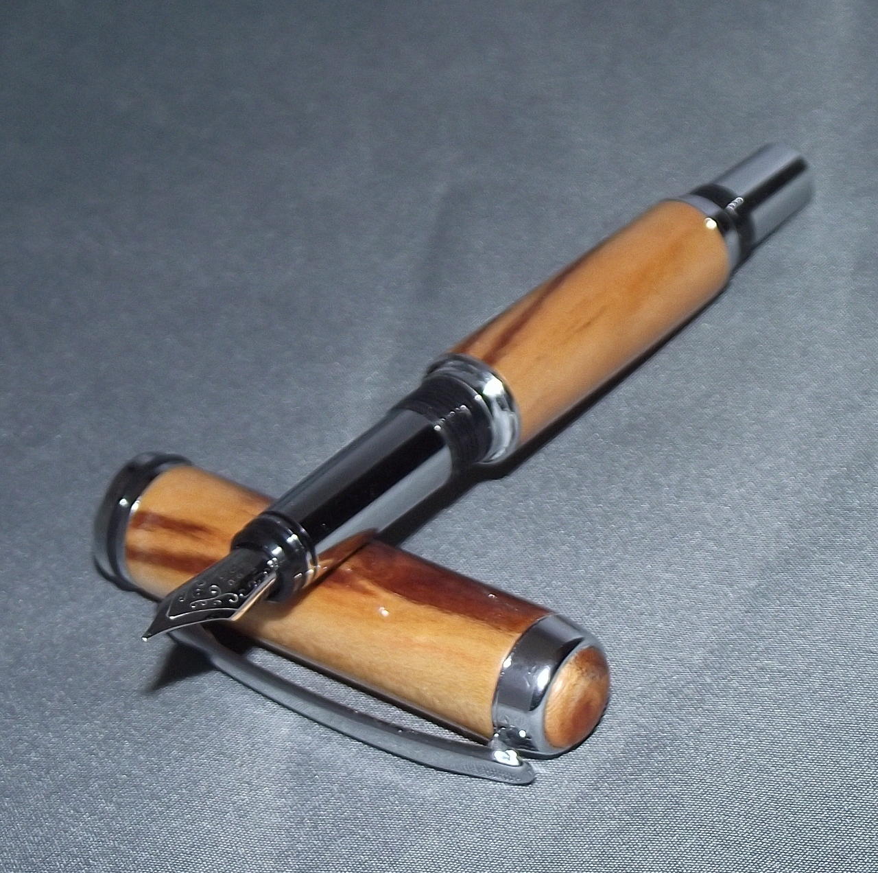 Cherry Fountain Pen 05