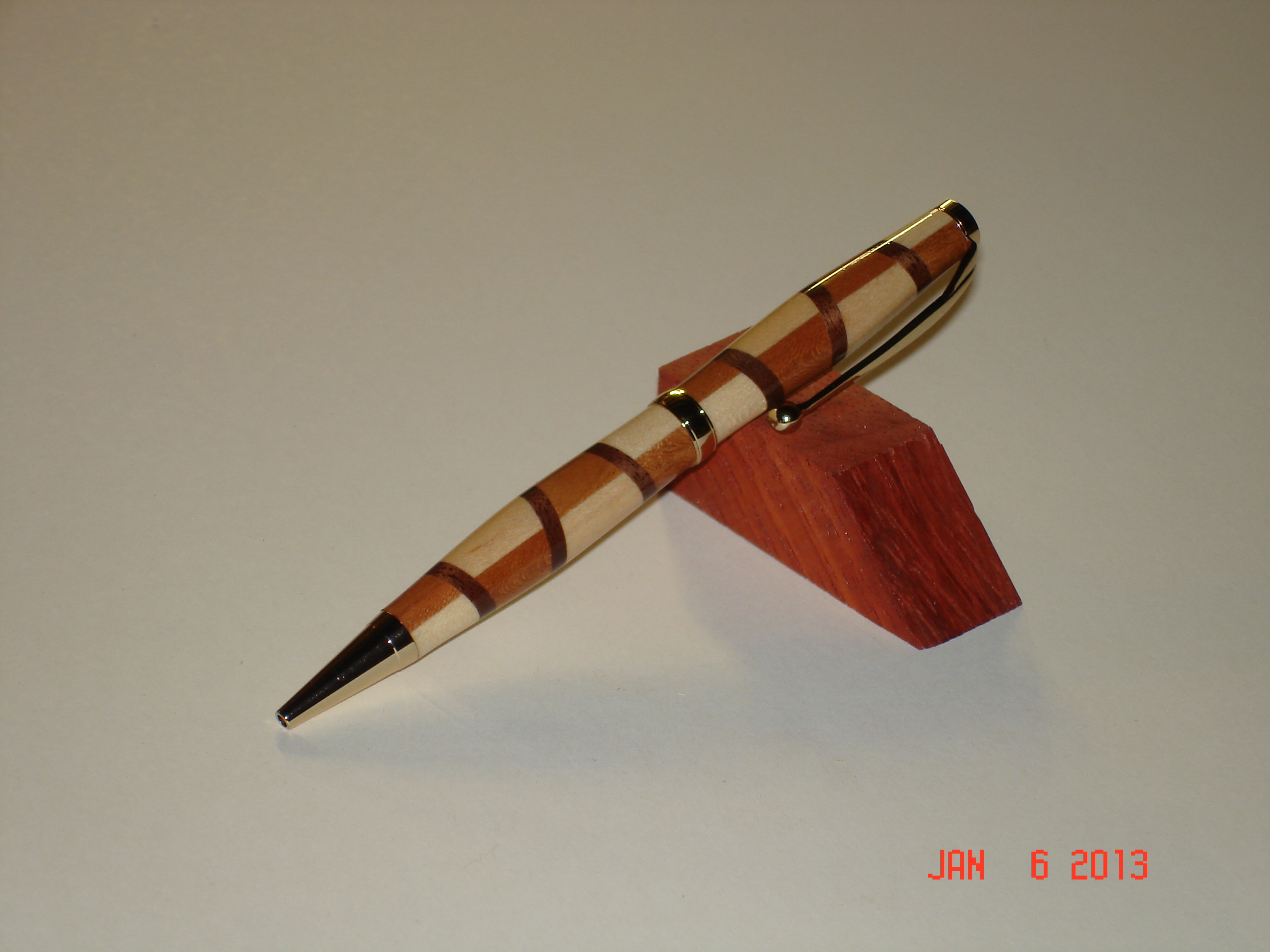 Cherry , Maple segmented pen