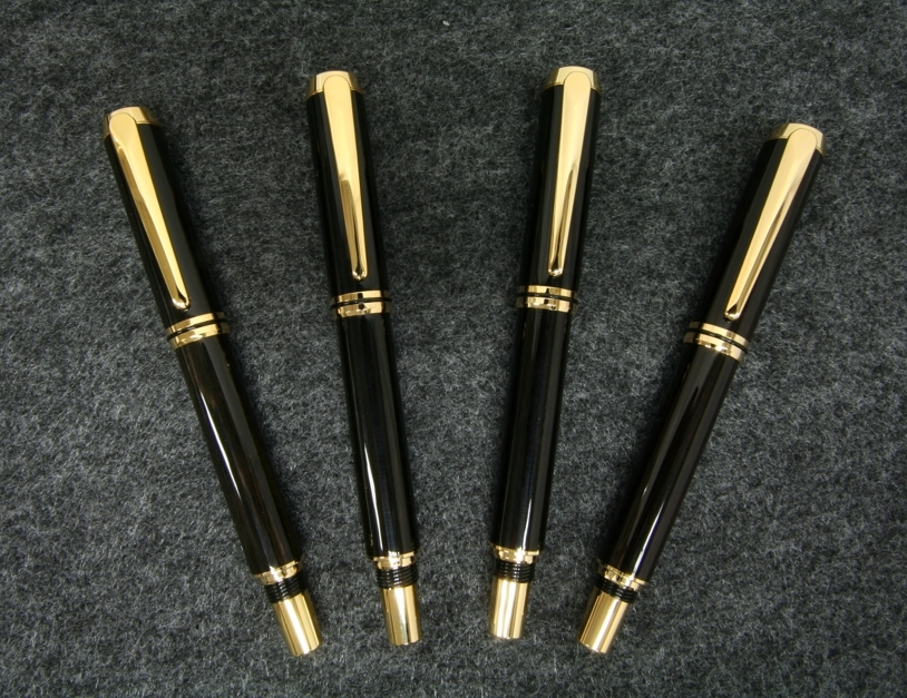 Christmas Pens 09