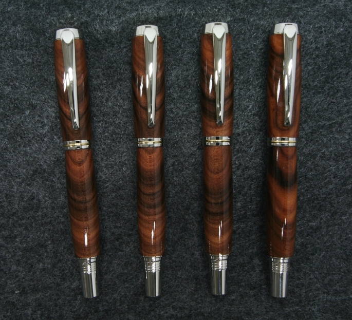 Christmas Pens 09