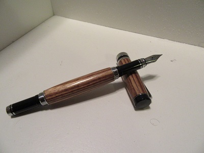 classic_fountain_pen_zebra_wood_4.jpg