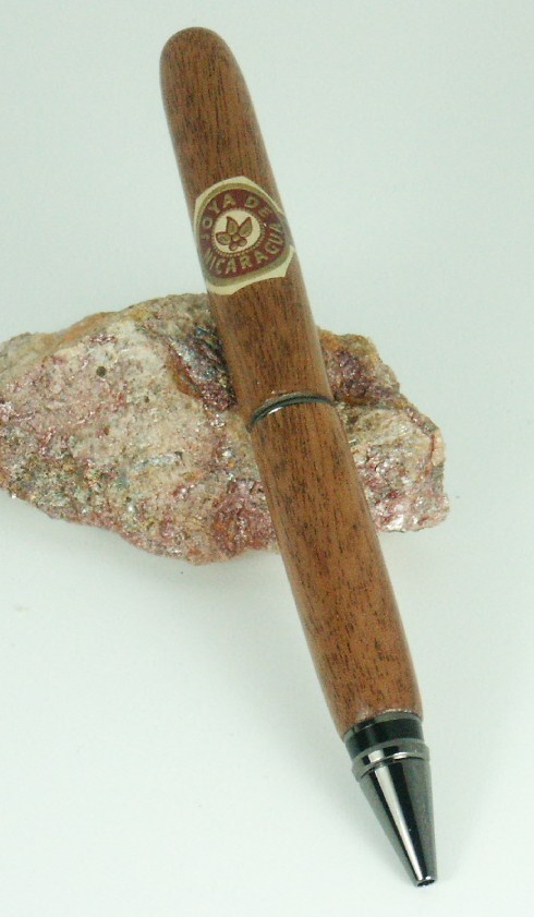 Closed end cigar