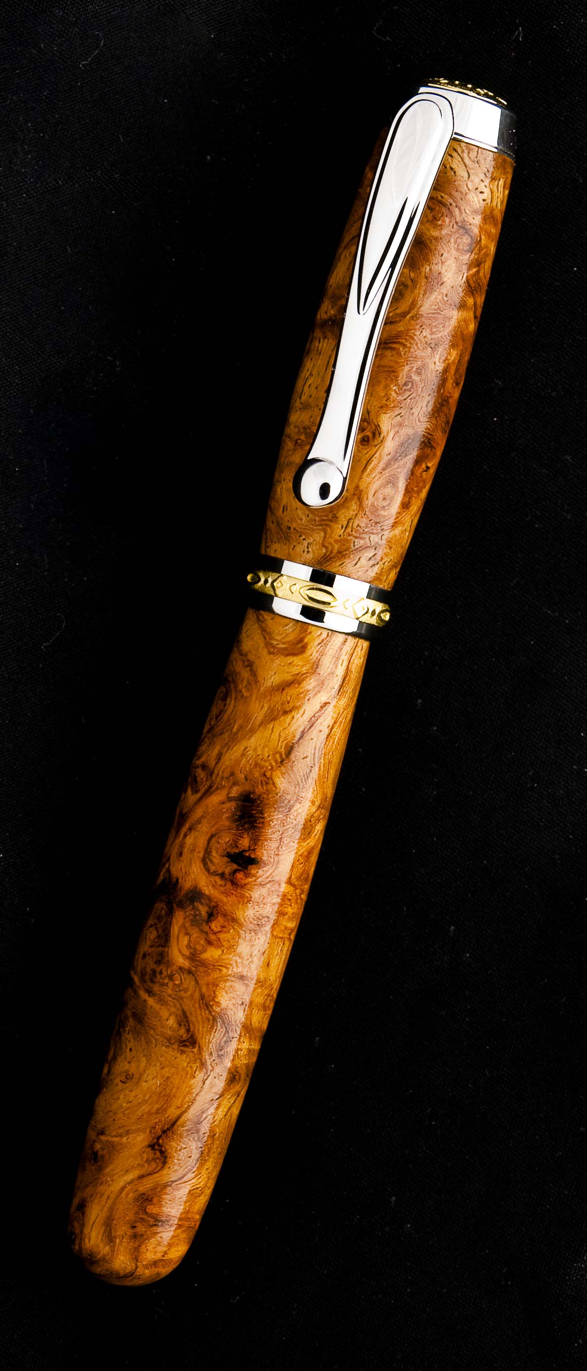 Closed End Jr. Statesman in Amboyna Burl