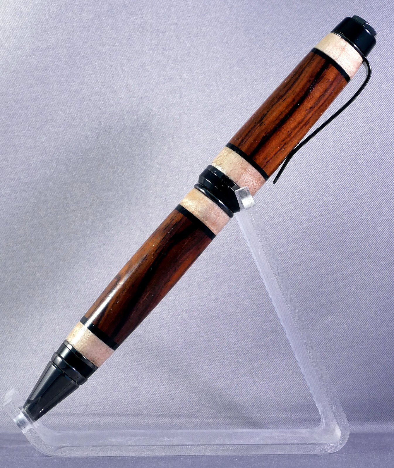cocobolo with maple caps cigar 1.JPG