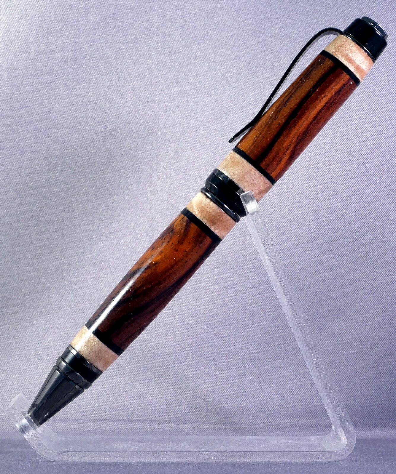 cocobolo with maple caps cigar 2.JPG
