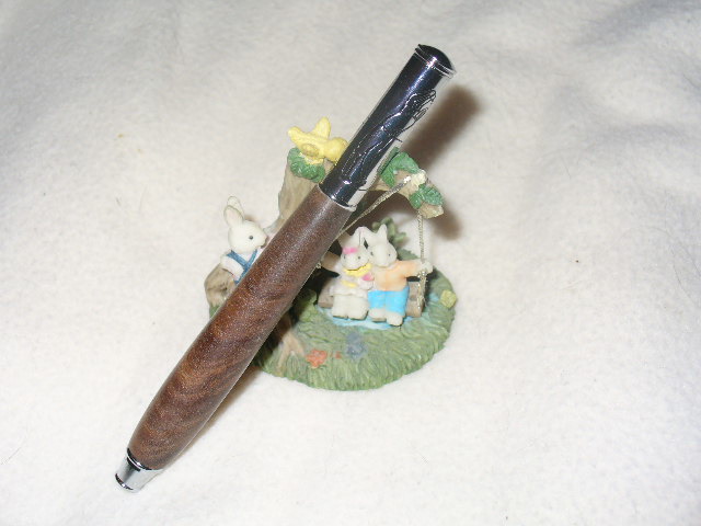 Crosscut Walnut-Golfer theme rollerball