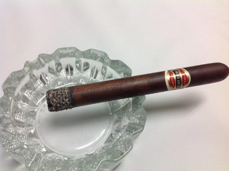 Custom Cigar 4