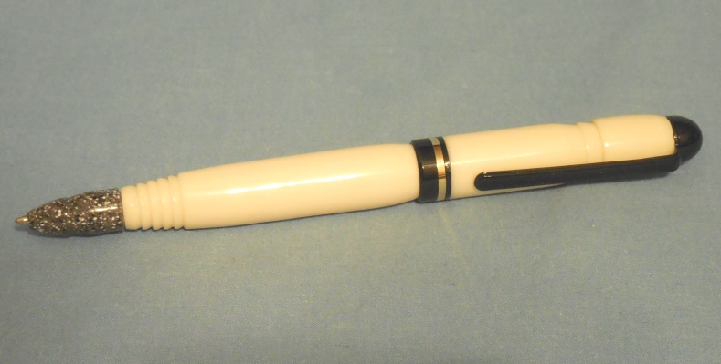 Custom Nib Alternate Ivory European