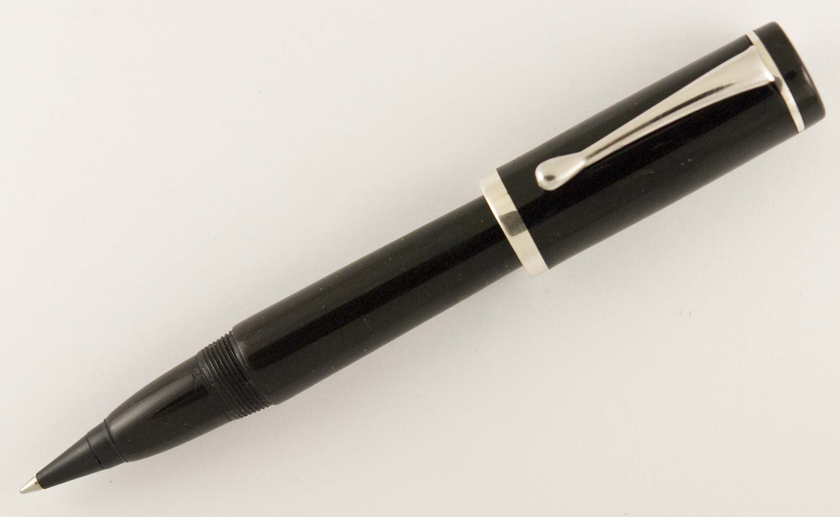 Ebonite and Argentium Silver Cartridge Rollerball