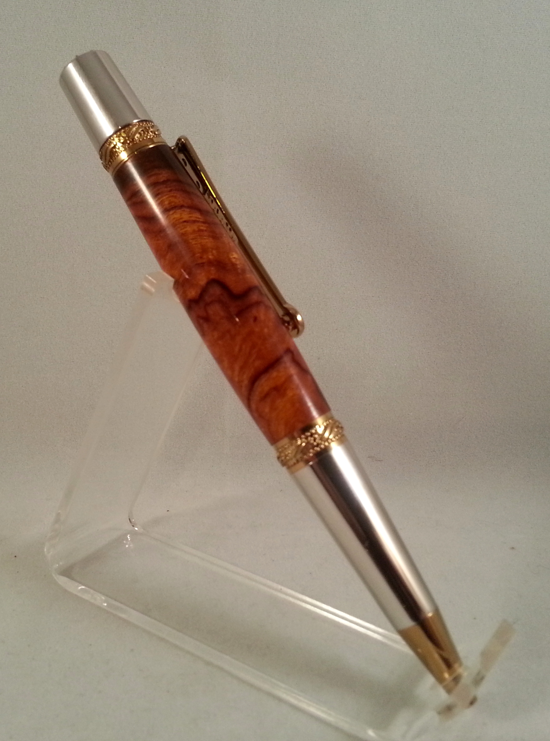 Elegant_Major_Pen_with_Desert_Ironwood__10514.jpg