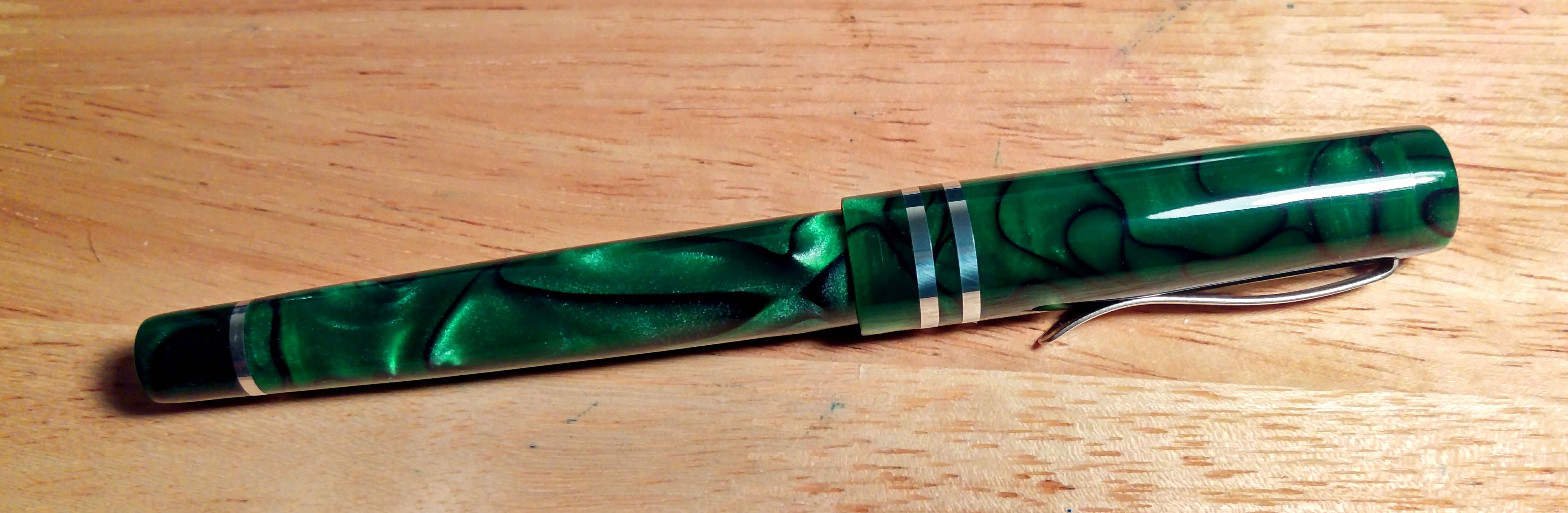 Emerald Swirl bespoke fountain pen