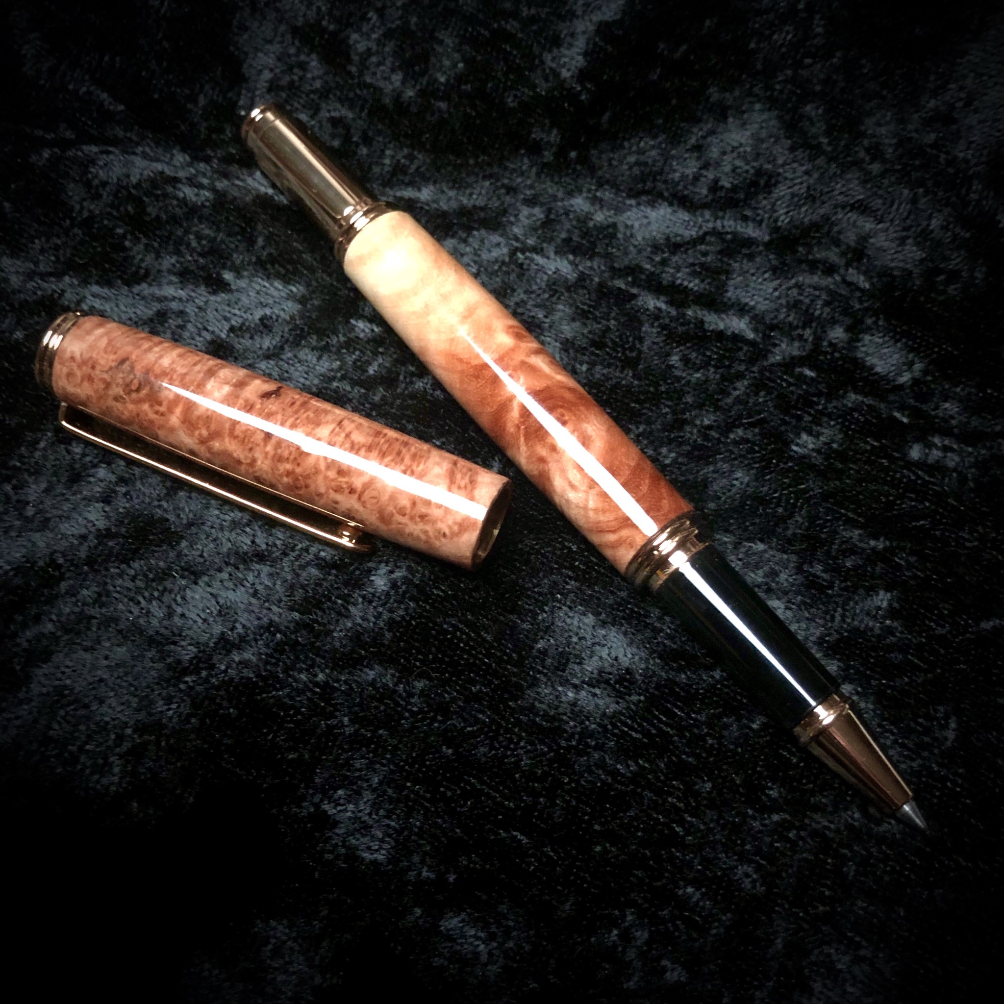 Figured Redwood Lace burl on 24kt Traditional Rollerball kit