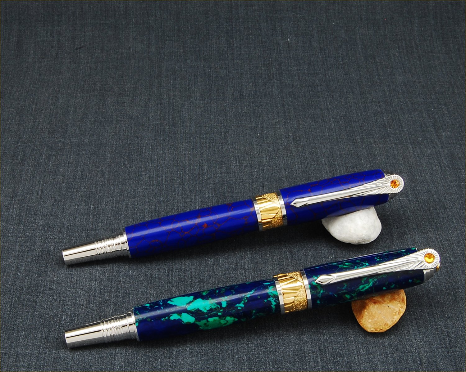 Final pens of 2011 (playing catch-up on showing off)