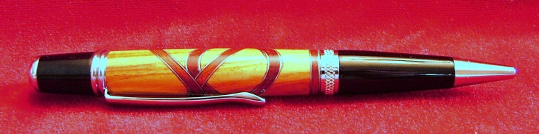 First segmented pen